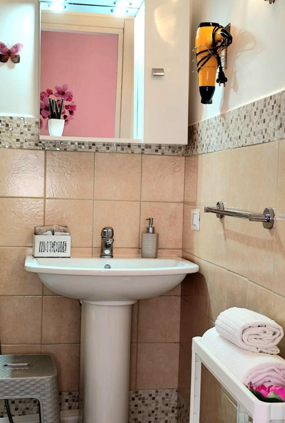 Bed And Breakfast Mamma Giuliana Rome Exterior photo